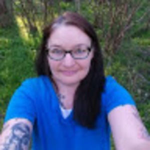 Meet your Posher, April